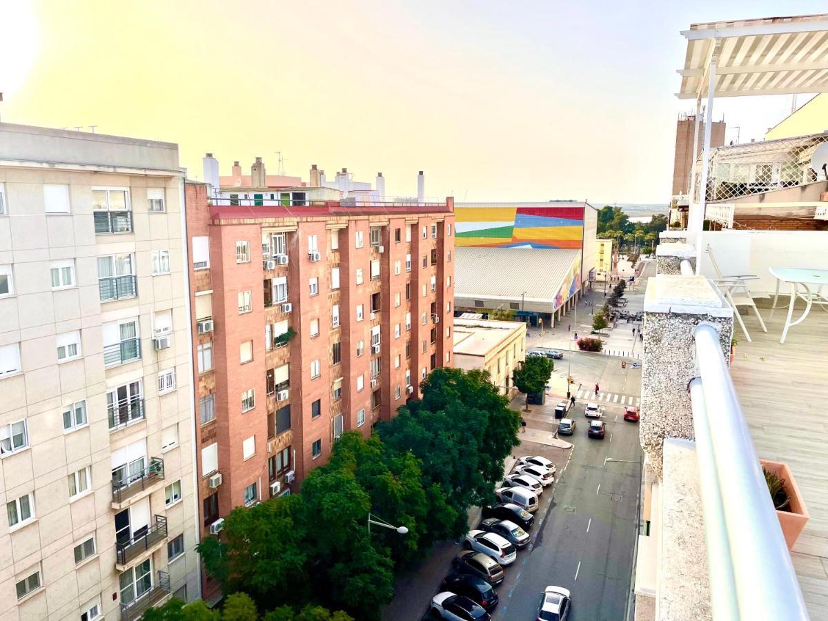 Апартаменти Luxury Attics Avenida Italia Parking Incluido Уельва Екстер'єр фото