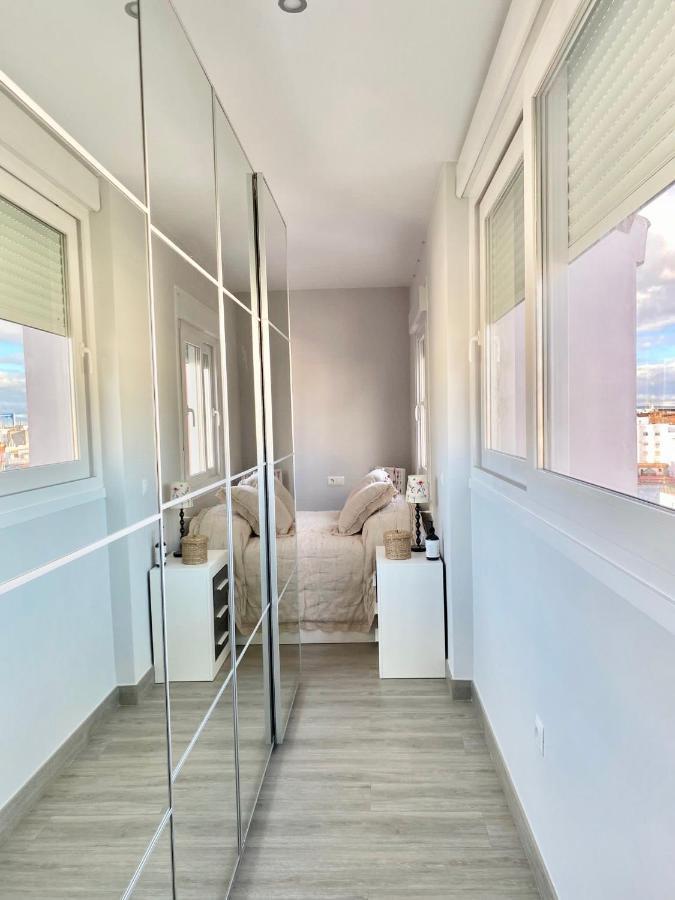 Апартаменти Luxury Attics Avenida Italia Parking Incluido Уельва Екстер'єр фото